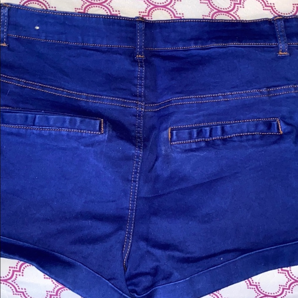Button Up Jean Shorts - Picture 2 of 3